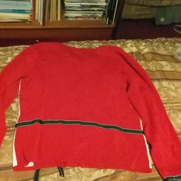 !!Adorable cardigan with faux bow accent - Picture 2 of 3